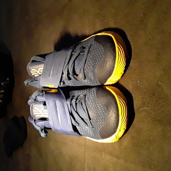 Nike kyrie Irving 2 - Picture 1 of 4